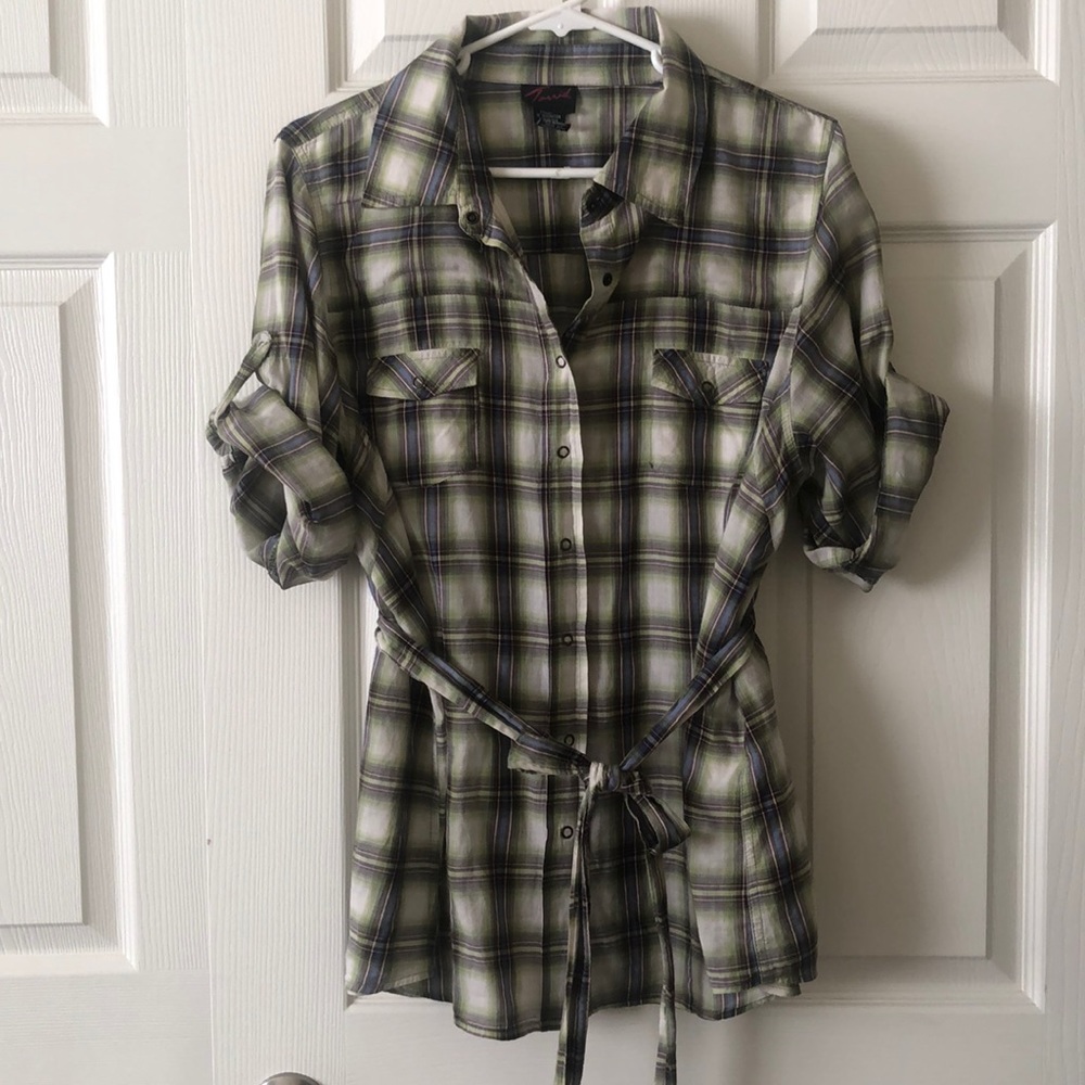 Torrid green/blue button down plaid shirt size 1